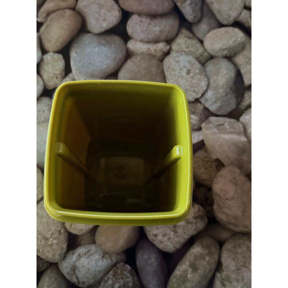 Tupperware Pickle Keeper - Picture 2 of 9